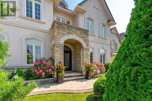 42 Beacon Hill Drive, Brampton, ON - Outdoor With Facade