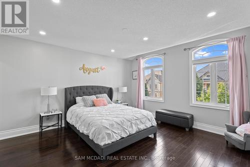 42 Beacon Hill Drive, Brampton, ON - Indoor Photo Showing Bedroom