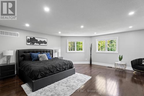 42 Beacon Hill Drive, Brampton, ON - Indoor Photo Showing Bedroom