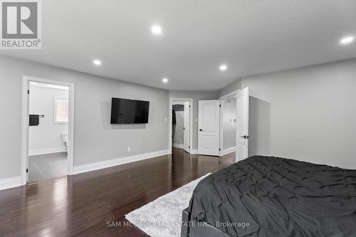 42 Beacon Hill Drive, Brampton, ON - Indoor Photo Showing Bedroom