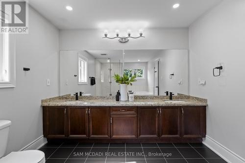 42 Beacon Hill Drive, Brampton, ON - Indoor Photo Showing Bathroom