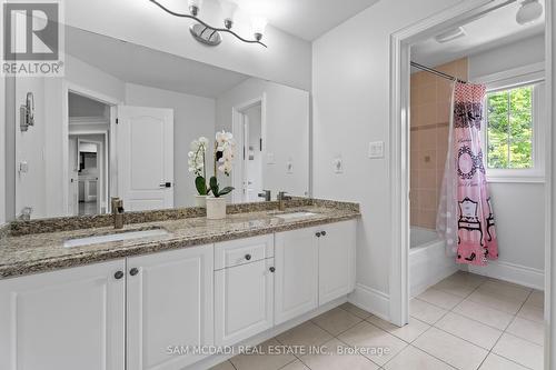 42 Beacon Hill Drive, Brampton (Credit Valley), ON - Indoor Photo Showing Bathroom