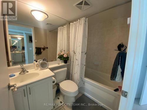 1811 - 231 Fort York Boulevard, Toronto (Niagara), ON - Indoor Photo Showing Bathroom