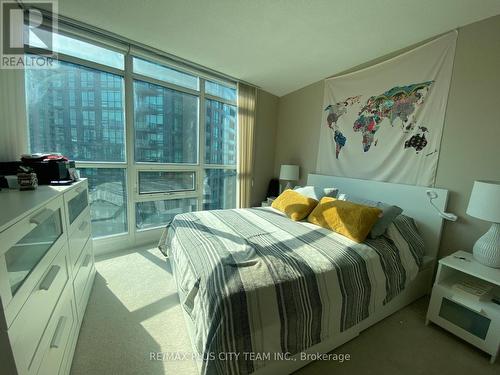 1811 - 231 Fort York Boulevard, Toronto (Niagara), ON - Indoor Photo Showing Bedroom