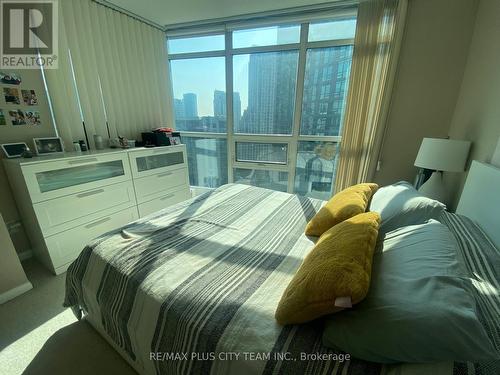 1811 - 231 Fort York Boulevard, Toronto (Niagara), ON - Indoor Photo Showing Bedroom