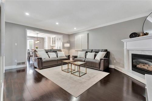 26 Jacqueline Boulevard, Hamilton, ON - Indoor Photo Showing Living Room With Fireplace