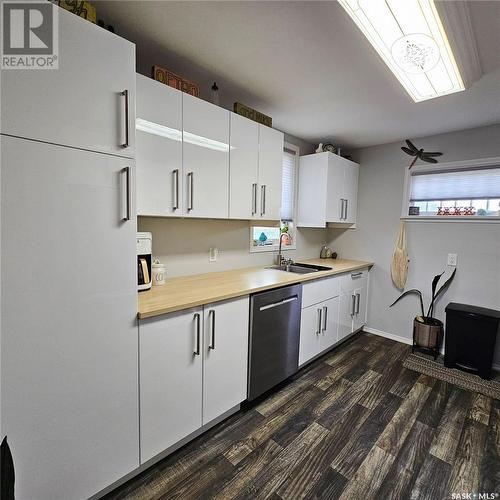 192 23Rd Street, Battleford, SK - Indoor Photo Showing Kitchen