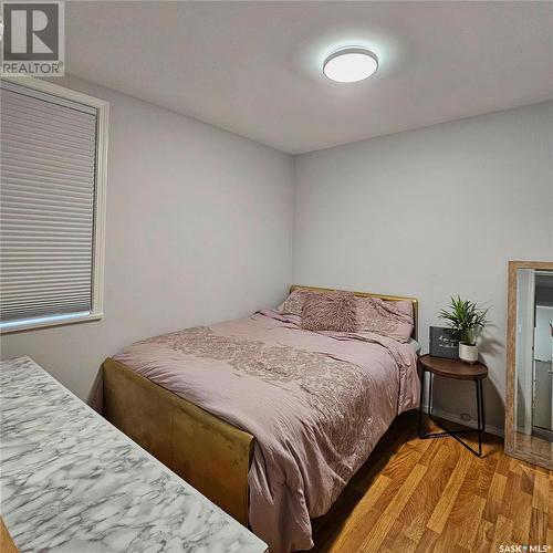 192 23Rd Street, Battleford, SK - Indoor Photo Showing Bedroom