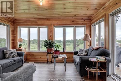 1256 Northern Central Road, Hagar, ON - Indoor Photo Showing Living Room