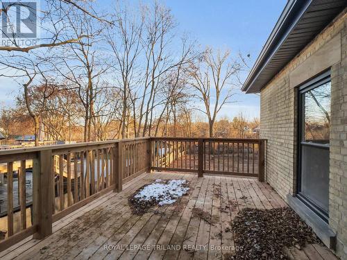 54 Stanley Street, London, ON - Outdoor With Deck Patio Veranda