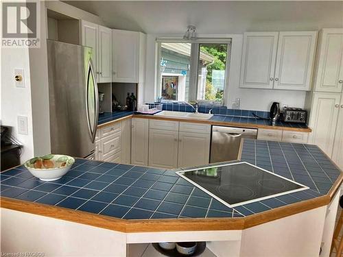 169 Bruce Beach Road, Huron-Kinloss, ON - Indoor Photo Showing Kitchen