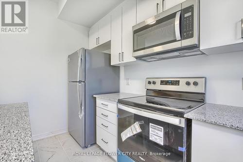 69 Sidney Rose Common, St. Catharines, ON - Indoor Photo Showing Kitchen