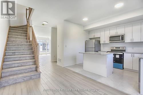 69 Sidney Rose Common, St. Catharines, ON - Indoor Photo Showing Kitchen