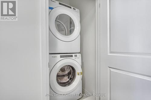 69 Sidney Rose Common, St. Catharines, ON - Indoor Photo Showing Laundry Room