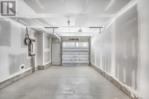 69 Sidney Rose Common, St. Catharines, ON - Indoor Photo Showing Garage