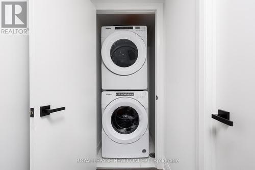 433 - 33 Frederick Todd Way, Toronto (Thorncliffe Park), ON - Indoor Photo Showing Laundry Room