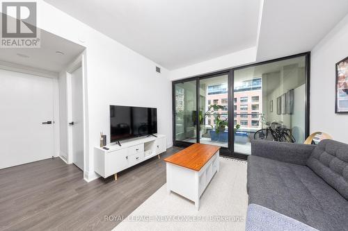 433 - 33 Frederick Todd Way, Toronto (Thorncliffe Park), ON - Indoor Photo Showing Living Room