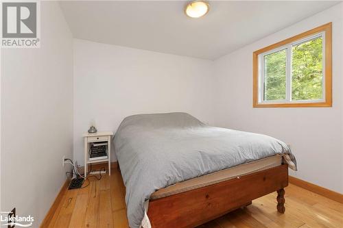 242 Is 90 Six Mi Lake Road, Georgian Bay, ON - Indoor Photo Showing Bedroom