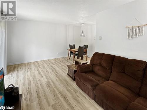 81 Dunnett Boulevard, Belleville, ON - Indoor Photo Showing Living Room