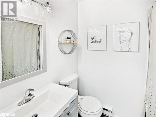 81 Dunnett Boulevard, Belleville, ON - Indoor Photo Showing Bathroom