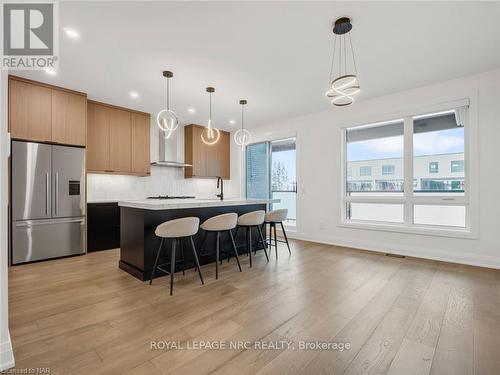 153 G Port Robinson Road, Pelham, ON - Indoor Photo Showing Kitchen With Upgraded Kitchen