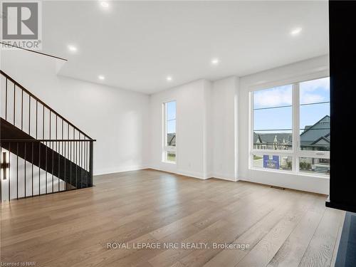 153 G Port Robinson Road, Pelham, ON - Indoor Photo Showing Other Room