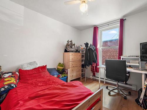 Chambre Ã Â coucher - 1392  - 1394 Rue Du Collège, Montréal (Saint-Laurent), QC - Indoor Photo Showing Bedroom