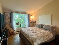 Master bedroom - 