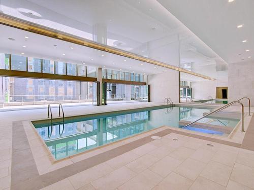 Piscine - 3007-1310 Boul. René-Lévesque O., Montréal (Ville-Marie), QC - Indoor Photo Showing Other Room With In Ground Pool