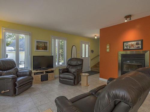 Living room - 12 Ch. Des Feuillages, Weedon, QC - Indoor Photo Showing Living Room With Fireplace