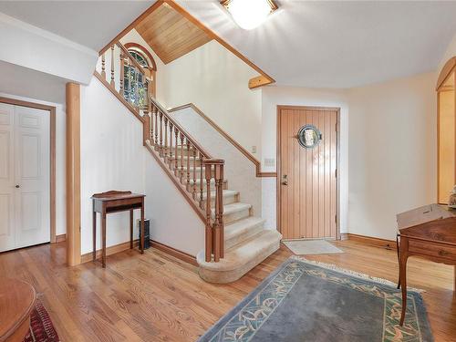 1659 Hollywood Cres, Victoria, BC 