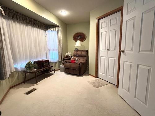 2265 Cleasby Street, Merritt, BC - Indoor Photo Showing Other Room