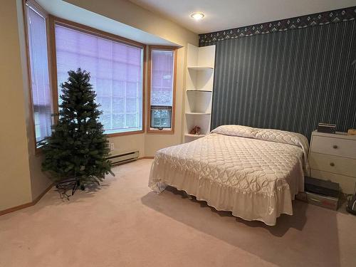 2265 Cleasby Street, Merritt, BC - Indoor Photo Showing Bedroom