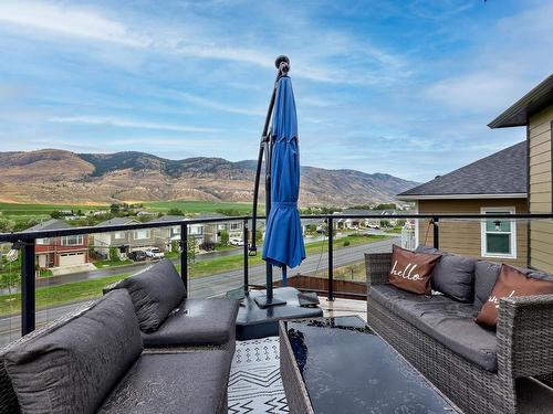 8774 Badger Drive, Kamloops, BC - Outdoor With View With Exterior