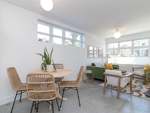 1-230 Wilson St, Victoria, BC - Indoor Photo Showing Dining Room