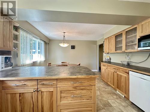 108 Taluk Crescent, Fraser Lake, BC - Indoor Photo Showing Kitchen