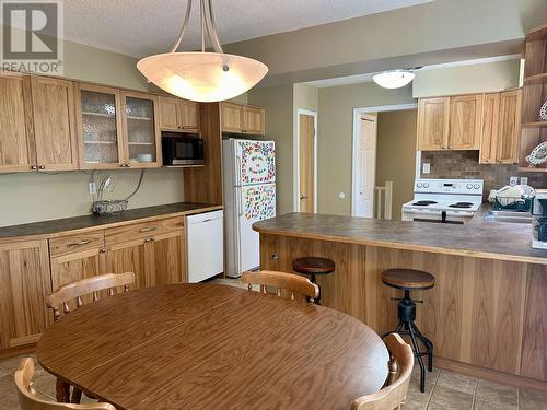 108 Taluk Crescent, Fraser Lake, BC - Indoor Photo Showing Kitchen