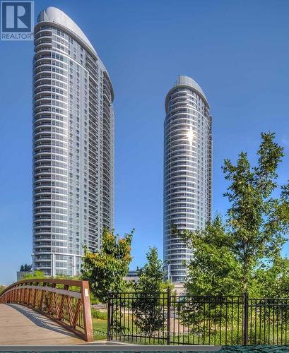 P2-67 - 125 Village Green Square, Toronto (Agincourt South-Malvern West), ON 