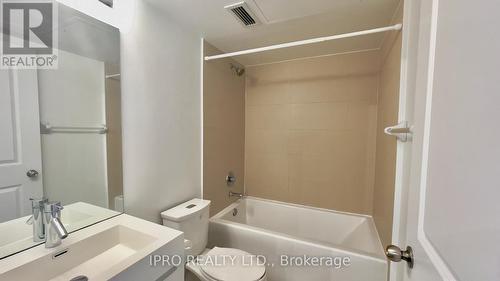 204 - 8 Fieldway Road W, Toronto (Islington-City Centre West), ON - Indoor Photo Showing Bathroom