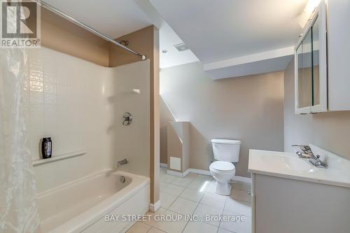 2554 Dashwood Drive, Oakville, ON - Indoor Photo Showing Bathroom