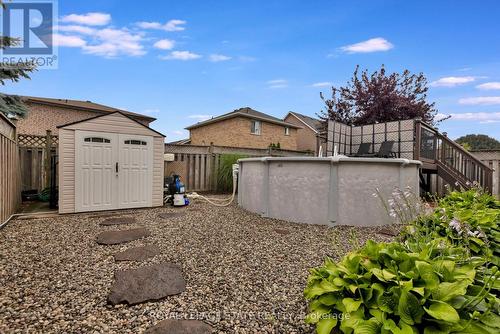 30 Philomena Drive, Hamilton (Falkirk), ON - Outdoor