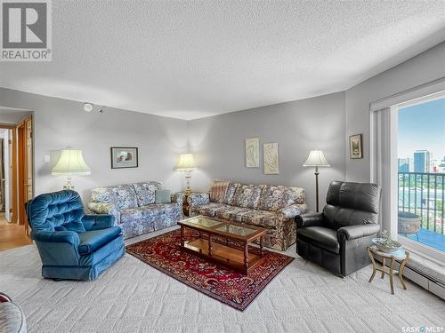 1004 717 Victoria Avenue, Saskatoon, SK - Indoor Photo Showing Living Room