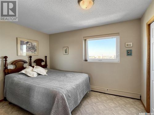 1004 717 Victoria Avenue, Saskatoon, SK - Indoor Photo Showing Bedroom