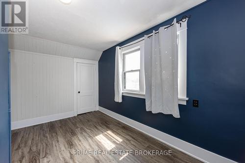 22461 Dundonald Road, Southwest Middlesex (Glencoe), ON - Indoor Photo Showing Other Room