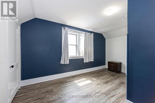 22461 Dundonald Road, Southwest Middlesex (Glencoe), ON - Indoor Photo Showing Other Room