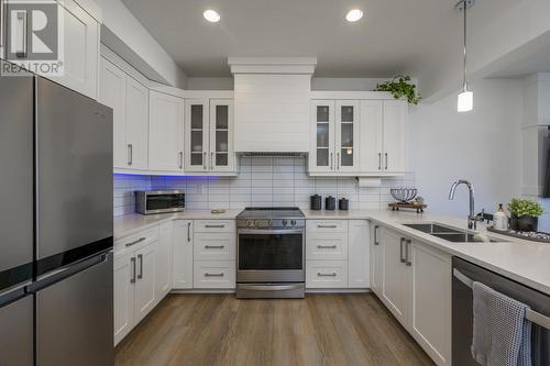 410 4274 22Nd Avenue, Prince George, BC - Indoor Photo Showing Kitchen With Stainless Steel Kitchen With Double Sink