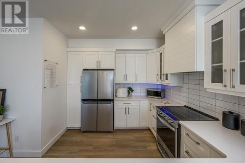 410 4274 22Nd Avenue, Prince George, BC - Indoor Photo Showing Kitchen With Stainless Steel Kitchen