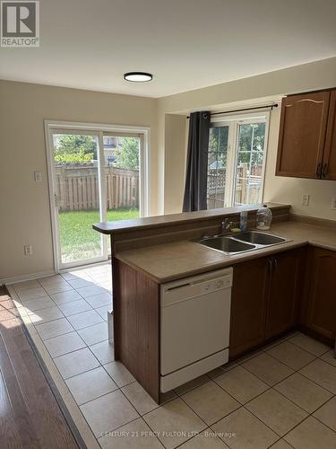 5960 Algarve Drive, Mississauga (Churchill Meadows), ON - Indoor Photo Showing Kitchen With Double Sink