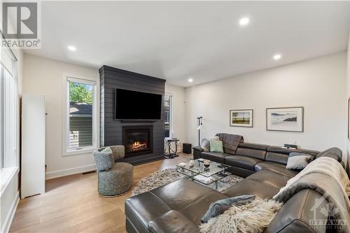 12 Sylvester Street Unit#A, Ottawa, ON - Indoor Photo Showing Living Room With Fireplace