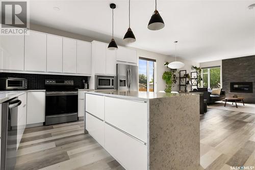 2777 Mcdonald Street, Regina, SK - Indoor Photo Showing Kitchen